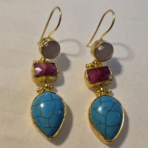Turqueza Elegant Gold and Multicolor Dangle Earrings